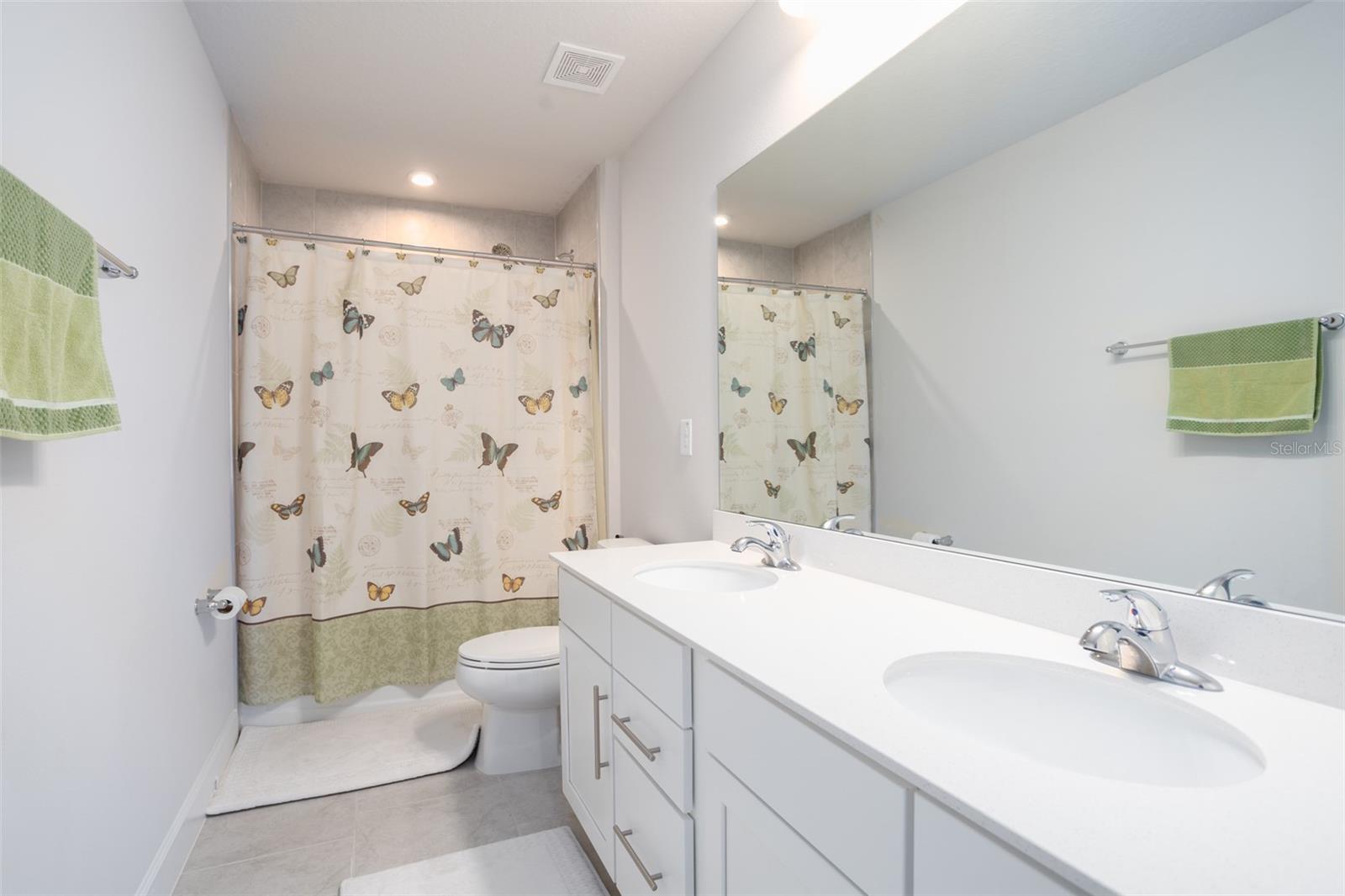 Image 31 of 43 For 10225 Gliding Eagle Way