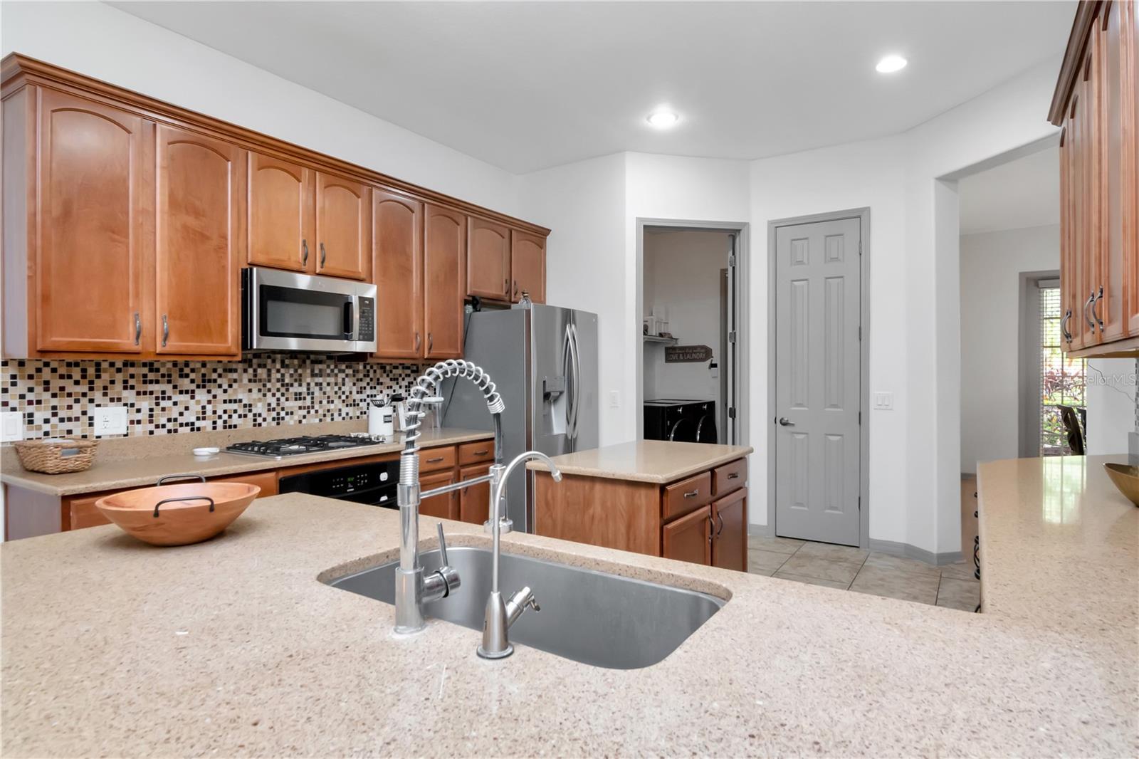 Image 18 of 38 For 20110 Pond Spring Way