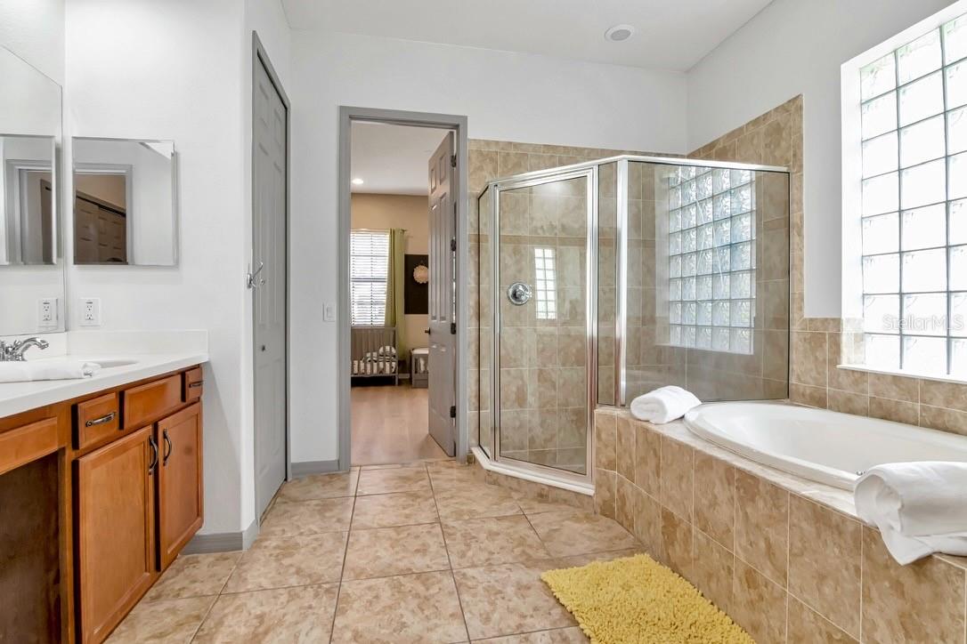 Image 26 of 38 For 20110 Pond Spring Way