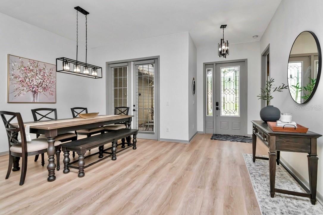 Image 5 of 38 For 20110 Pond Spring Way