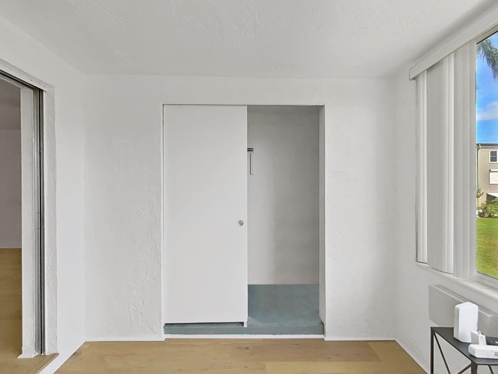 Image 16 of 73 For 2451 Canadian Way 23