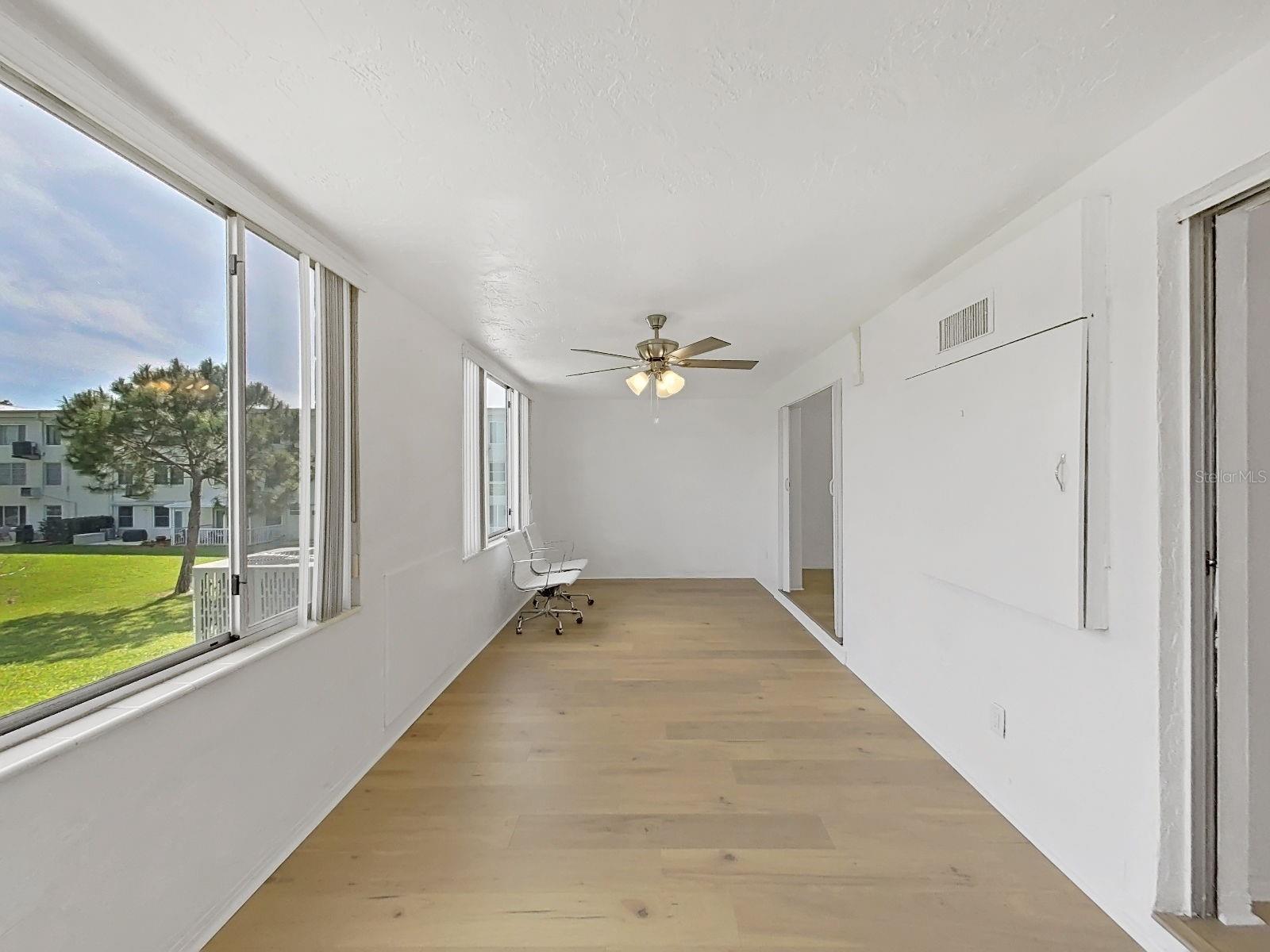 Image 18 of 73 For 2451 Canadian Way 23