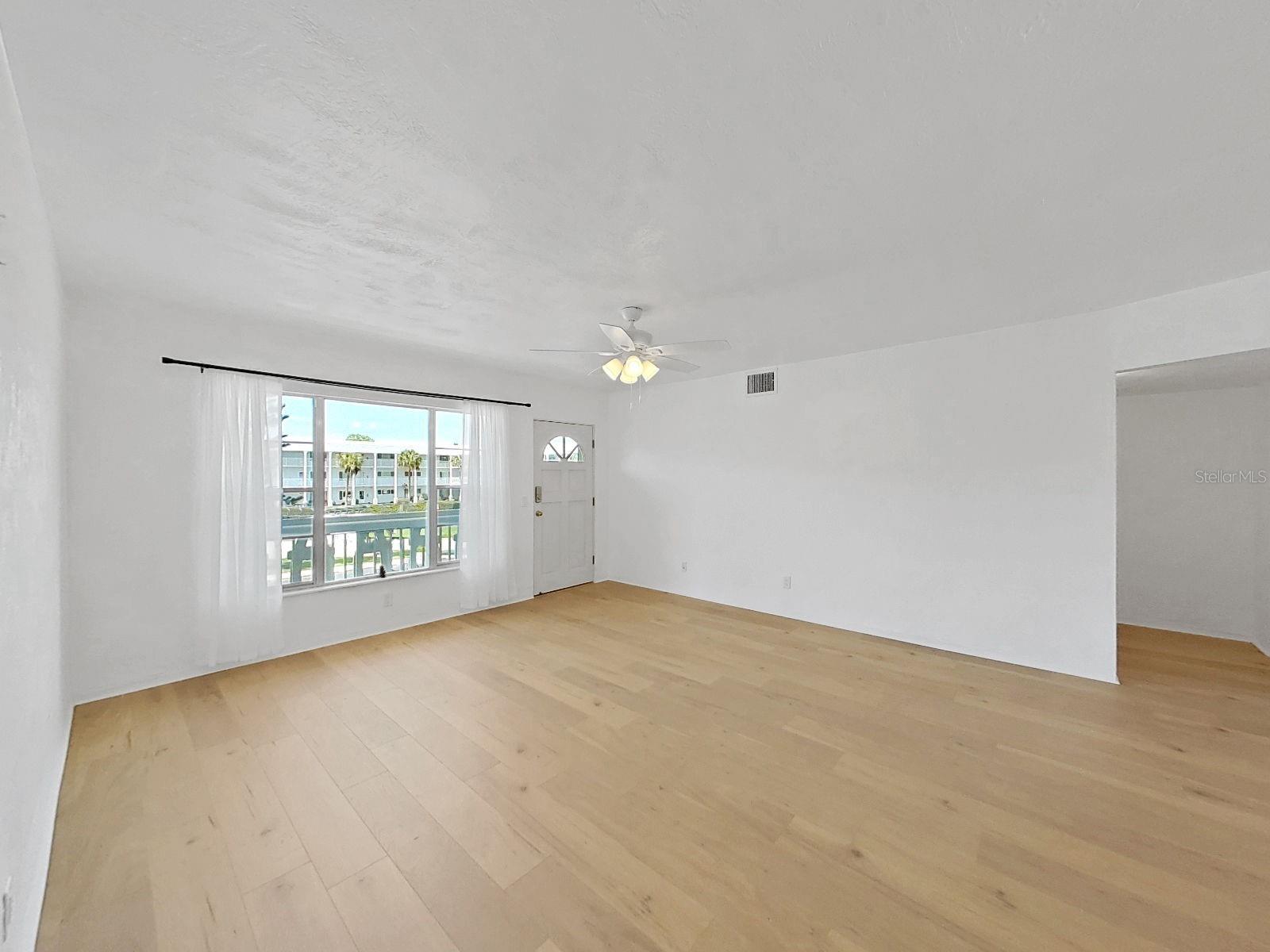 Image 36 of 73 For 2451 Canadian Way 23