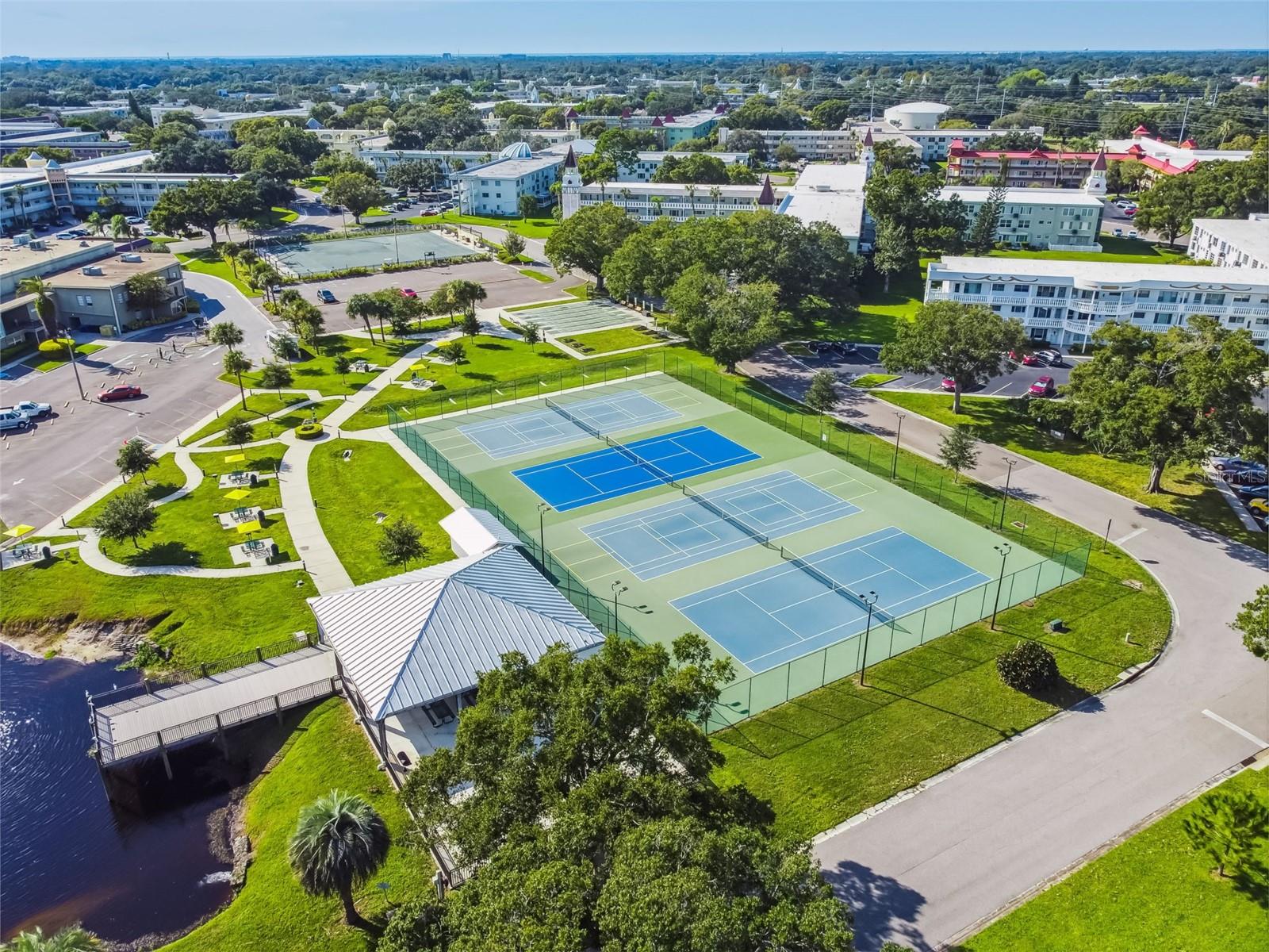 Image 40 of 73 For 2451 Canadian Way 23