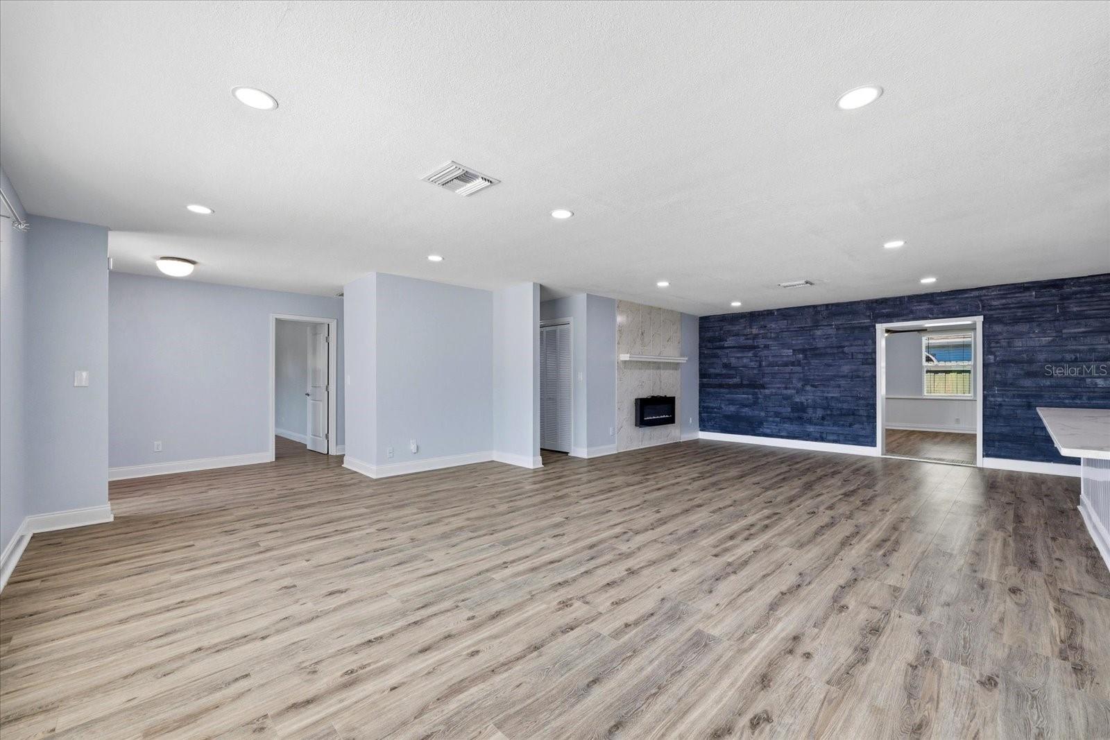 Image 22 of 57 For 7891 4th Avenue S