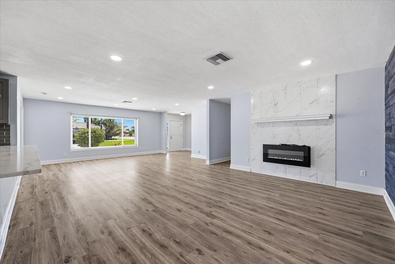 Image 24 of 57 For 7891 4th Avenue S