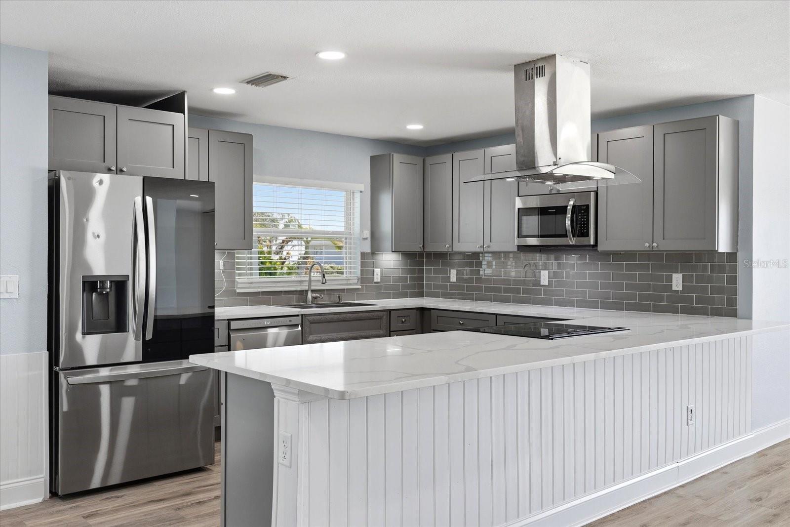 Image 28 of 57 For 7891 4th Avenue S