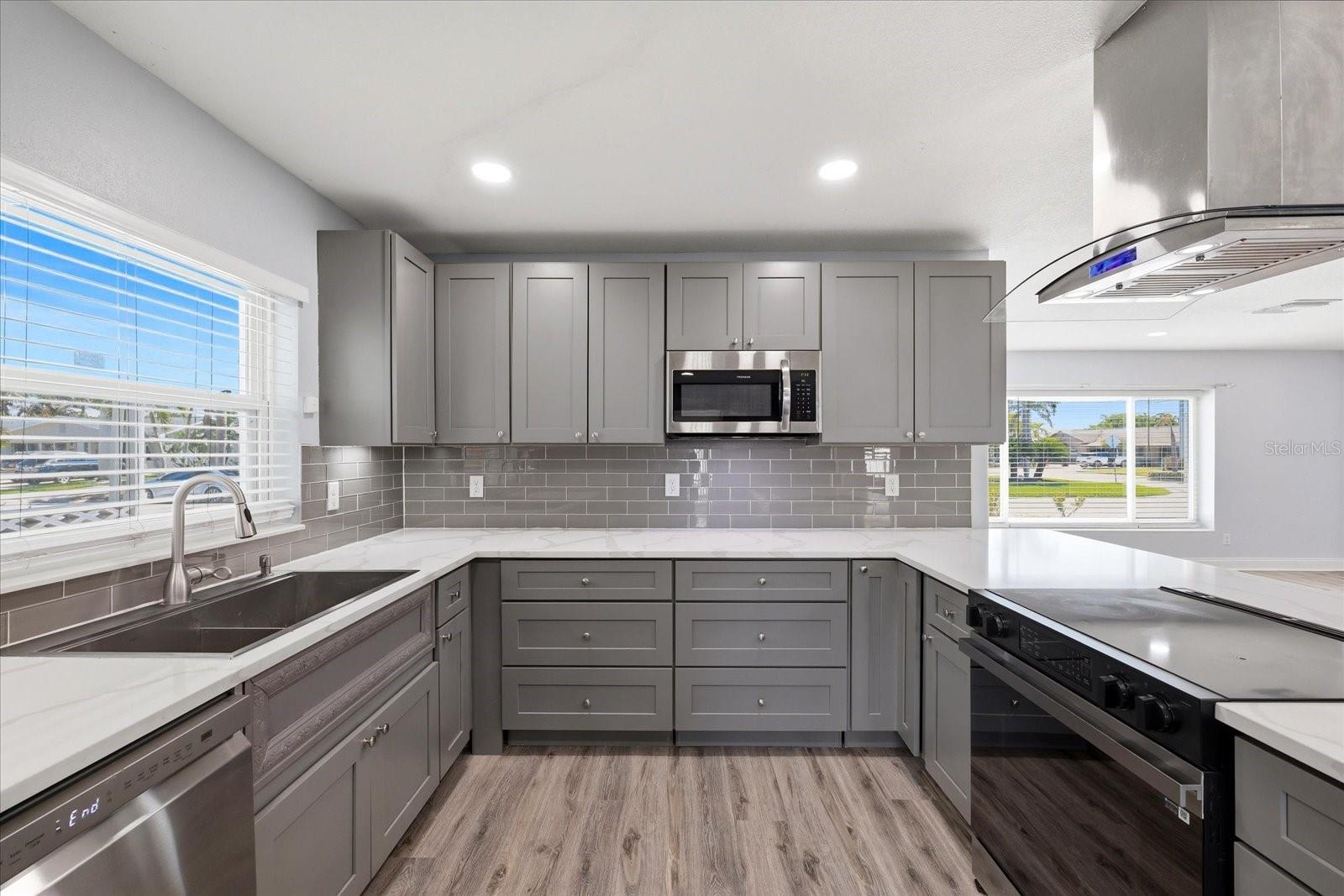 Image 29 of 57 For 7891 4th Avenue S