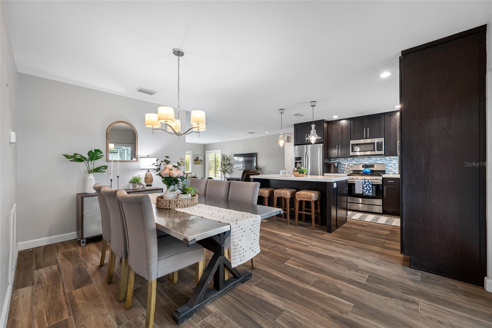 Image 18 of 47 For 1467 Bugle Lane