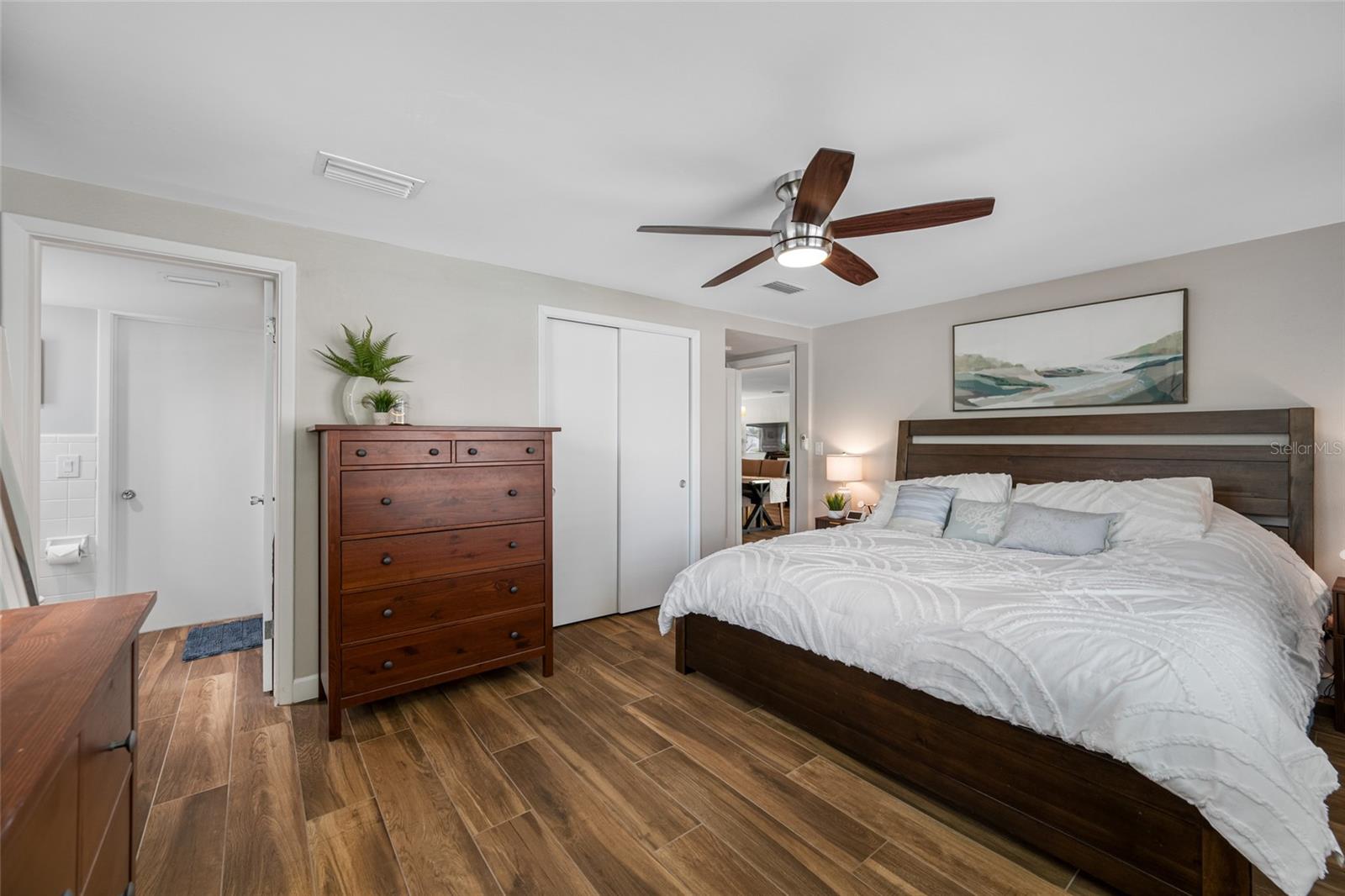 Image 22 of 47 For 1467 Bugle Lane