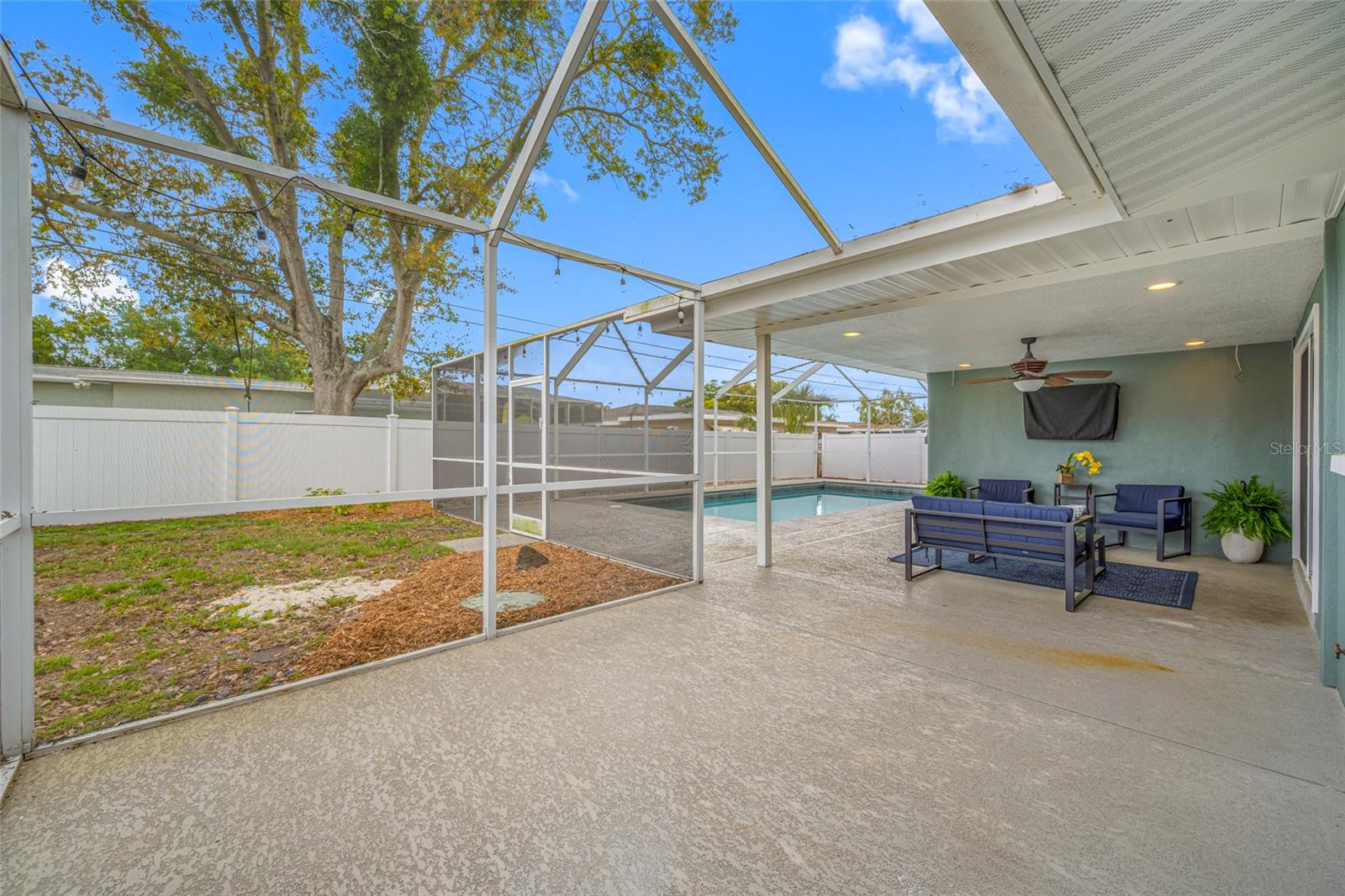 Image 39 of 47 For 1467 Bugle Lane