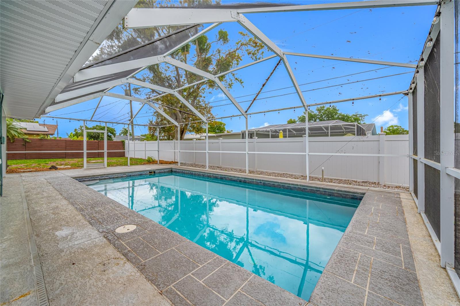 Image 41 of 47 For 1467 Bugle Lane