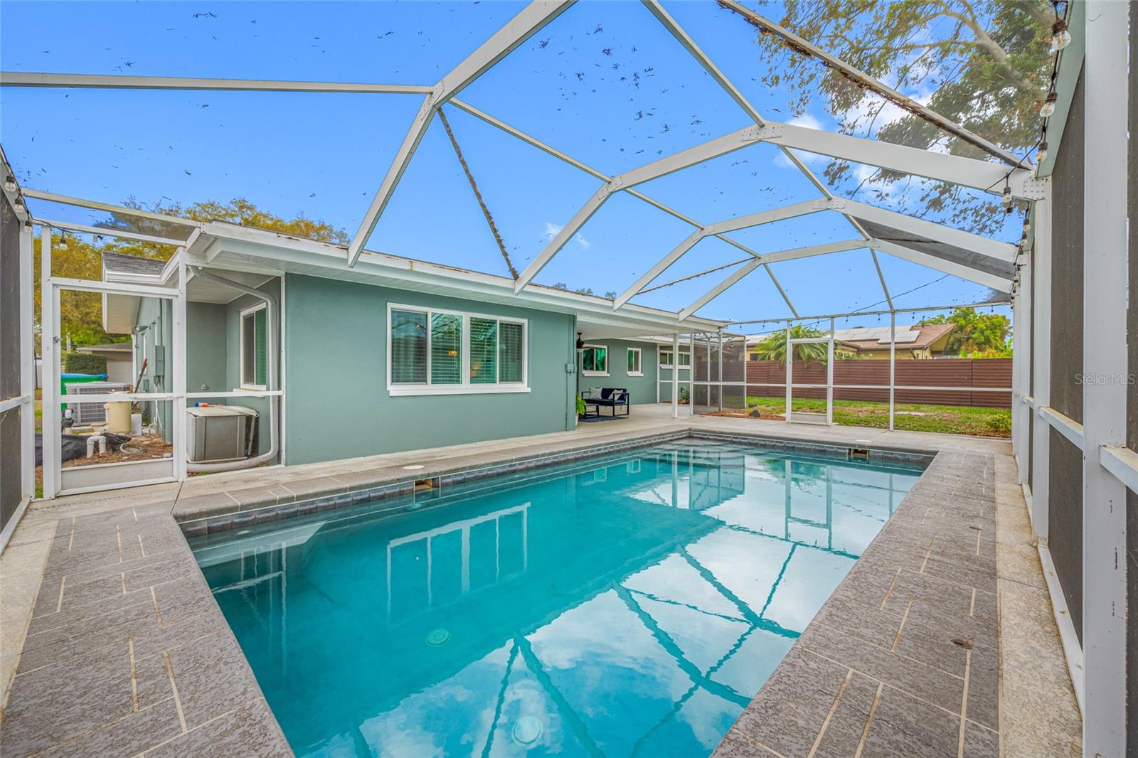 Image 43 of 47 For 1467 Bugle Lane