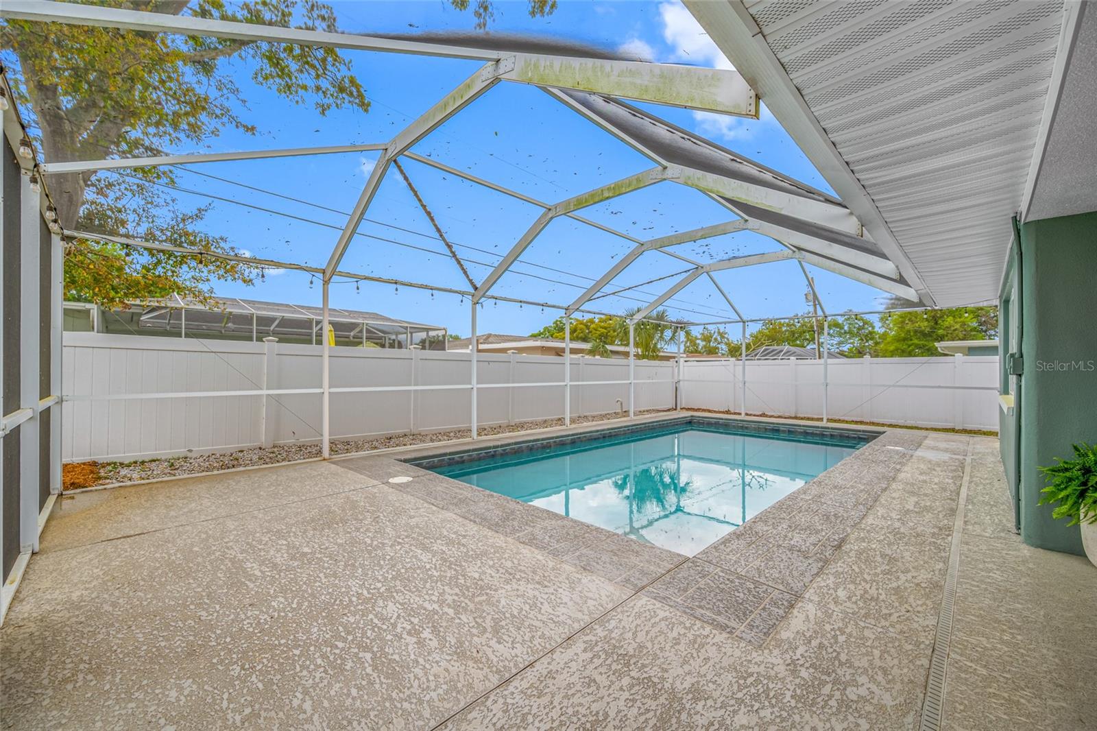 Image 44 of 47 For 1467 Bugle Lane