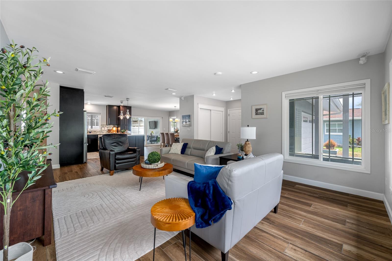 Image 6 of 47 For 1467 Bugle Lane