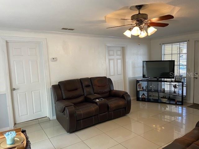 Image 3 of 8 For 38312 Justin Avenue