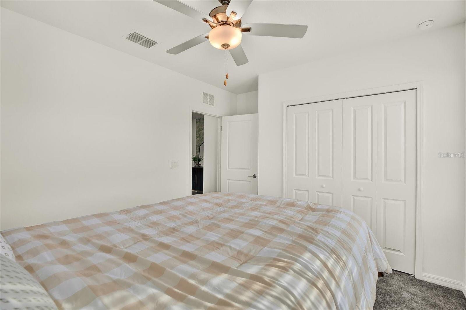 Image 6 of 64 For 11307 Linden Depot Road