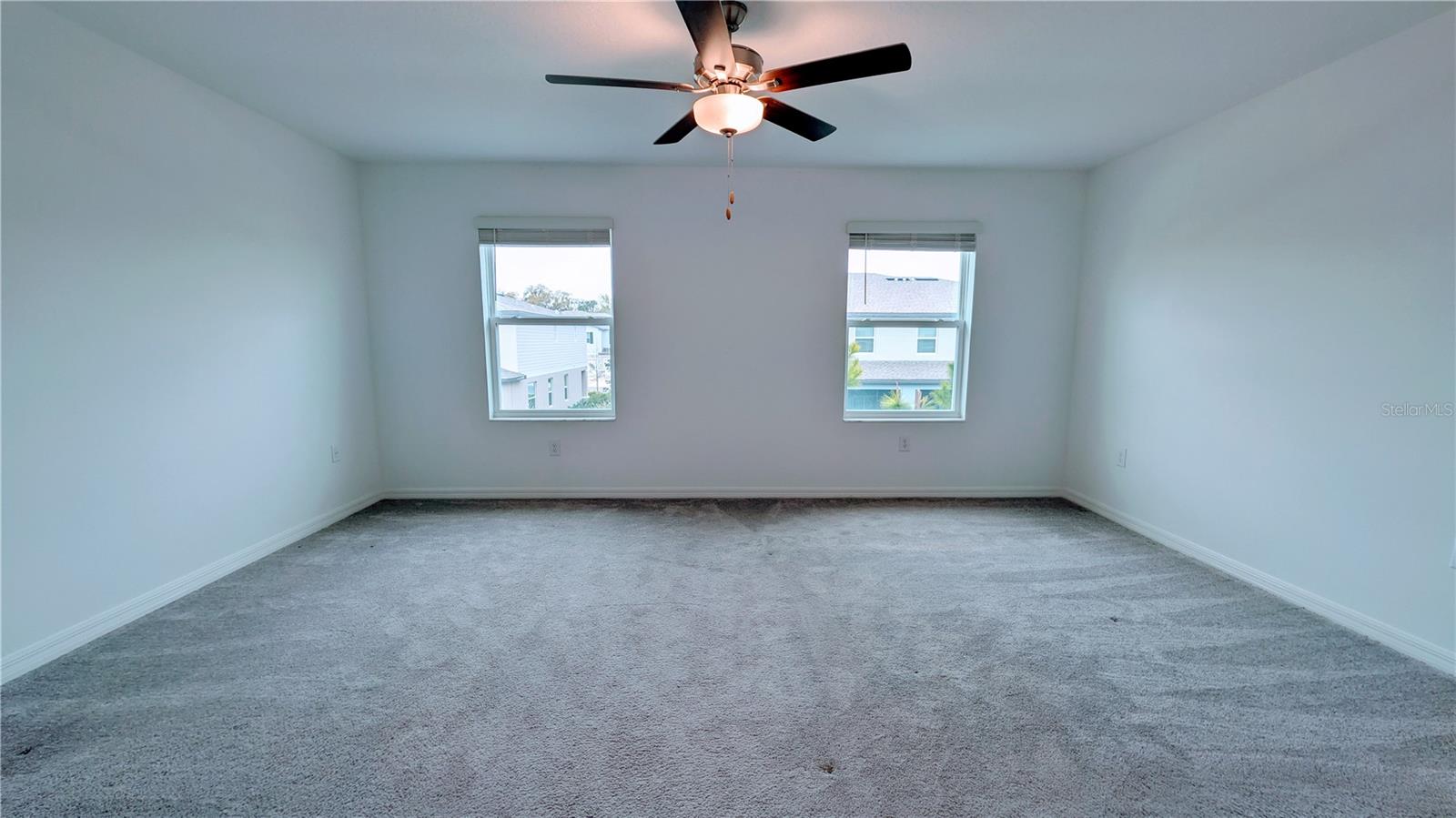 Image 17 of 42 For 6049 Shiner Street