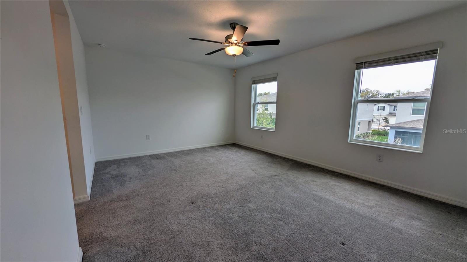 Image 18 of 42 For 6049 Shiner Street