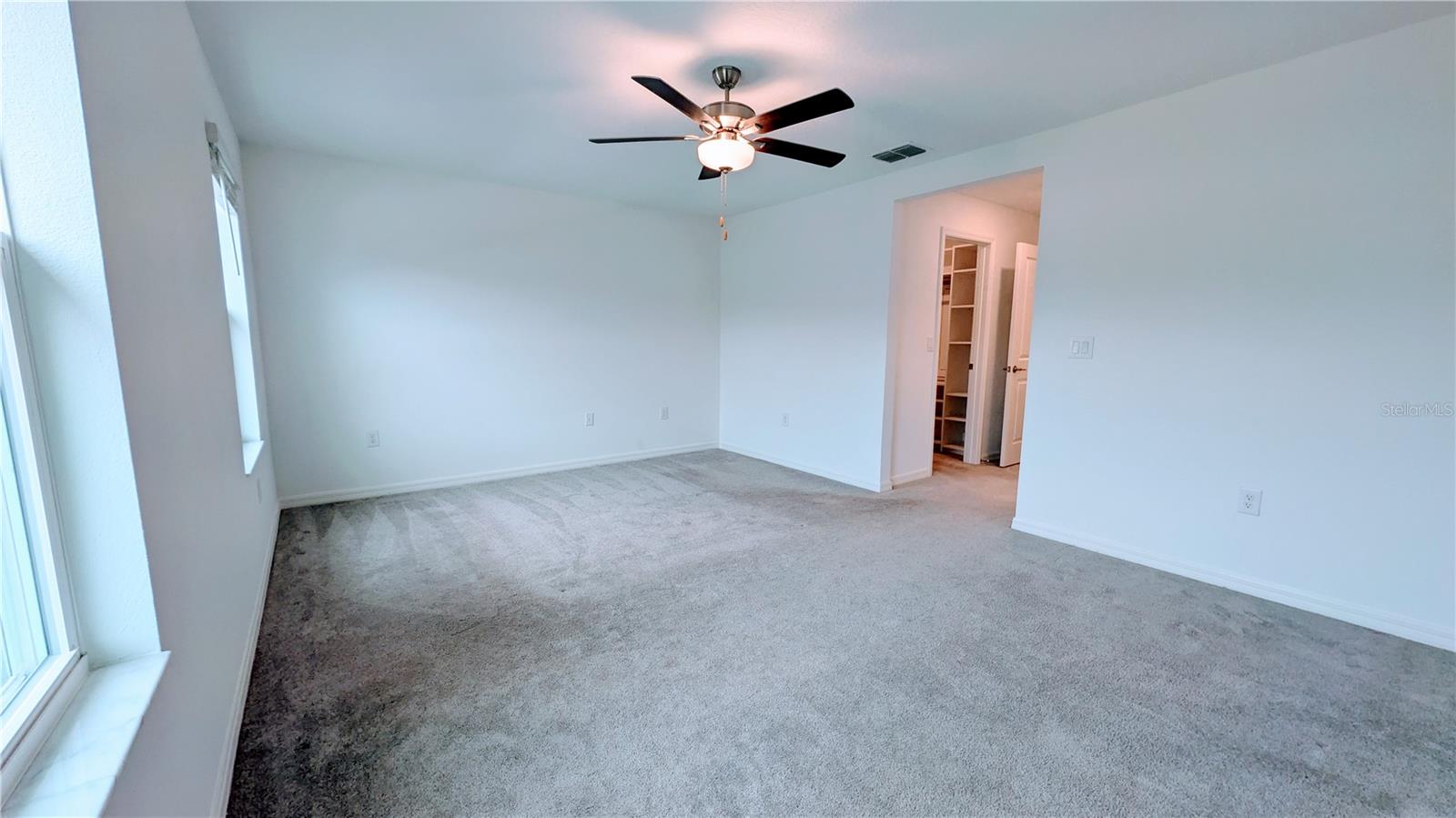 Image 19 of 42 For 6049 Shiner Street