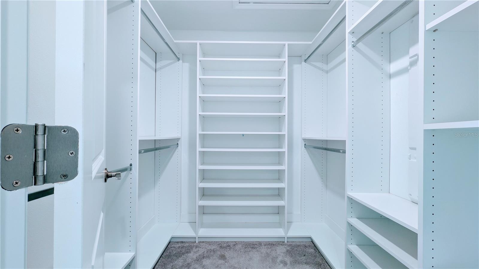 Image 20 of 42 For 6049 Shiner Street