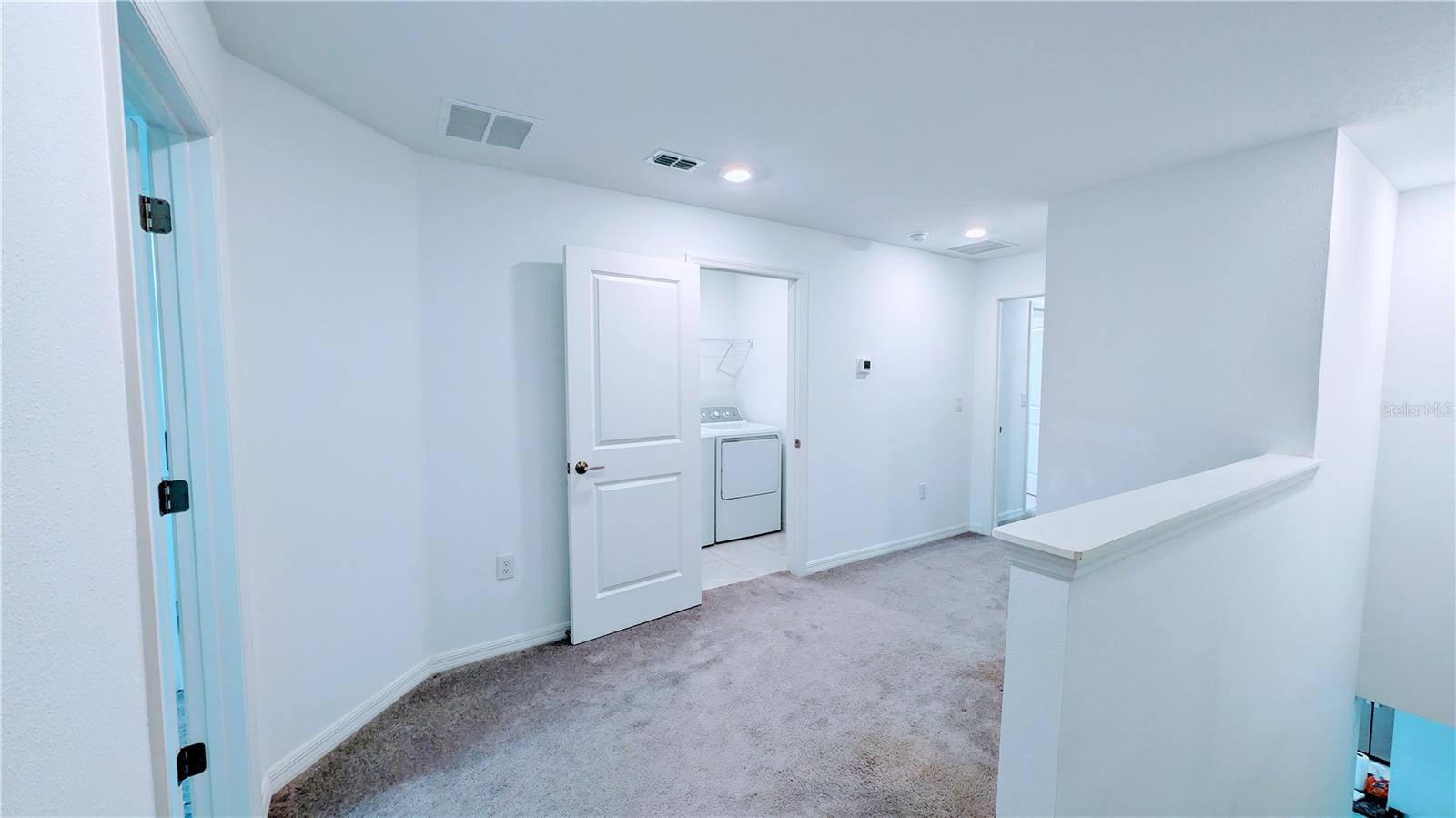 Image 5 of 42 For 6049 Shiner Street