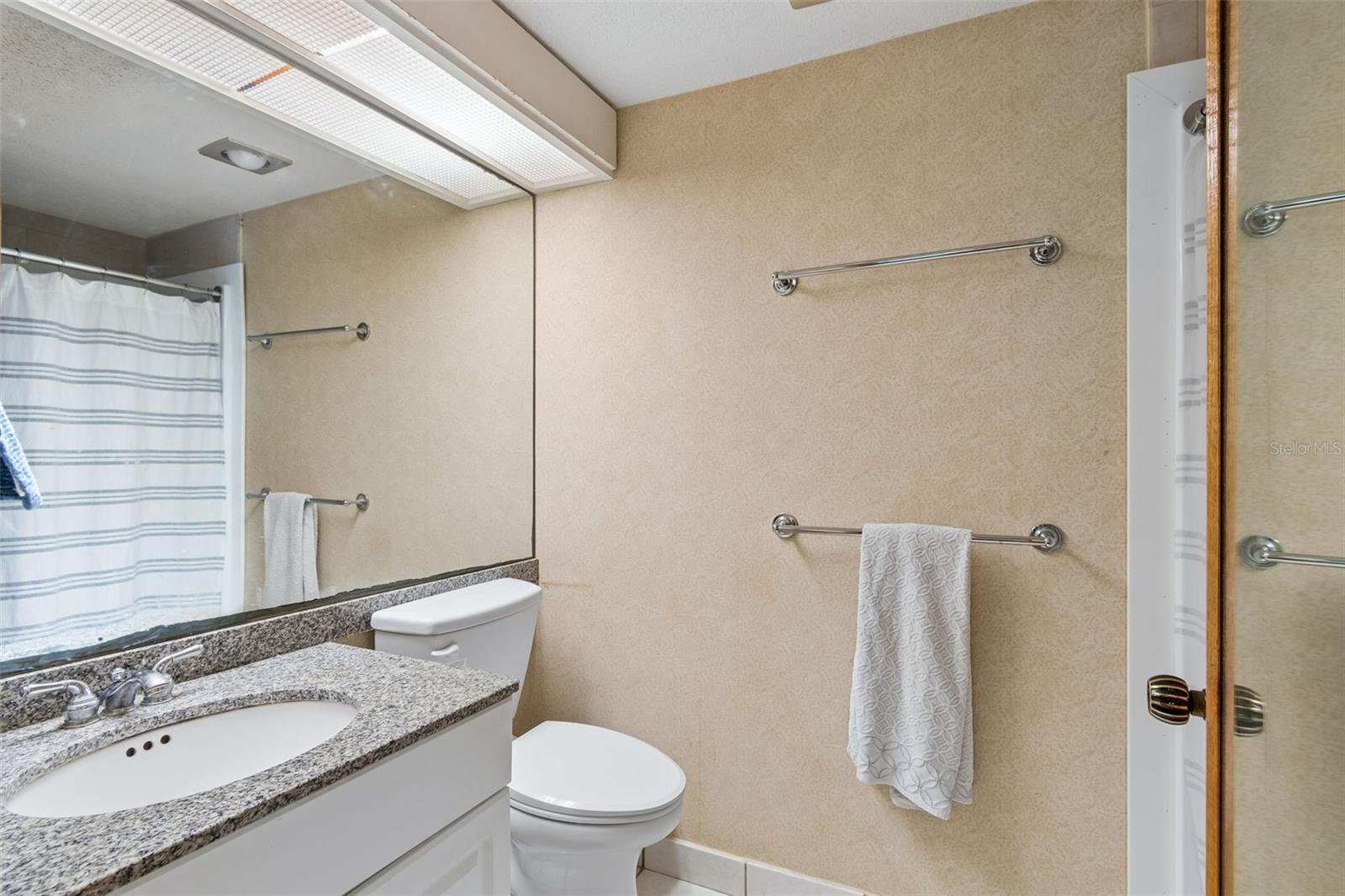 Image 18 of 53 For 36750 Us Highway 19 21214