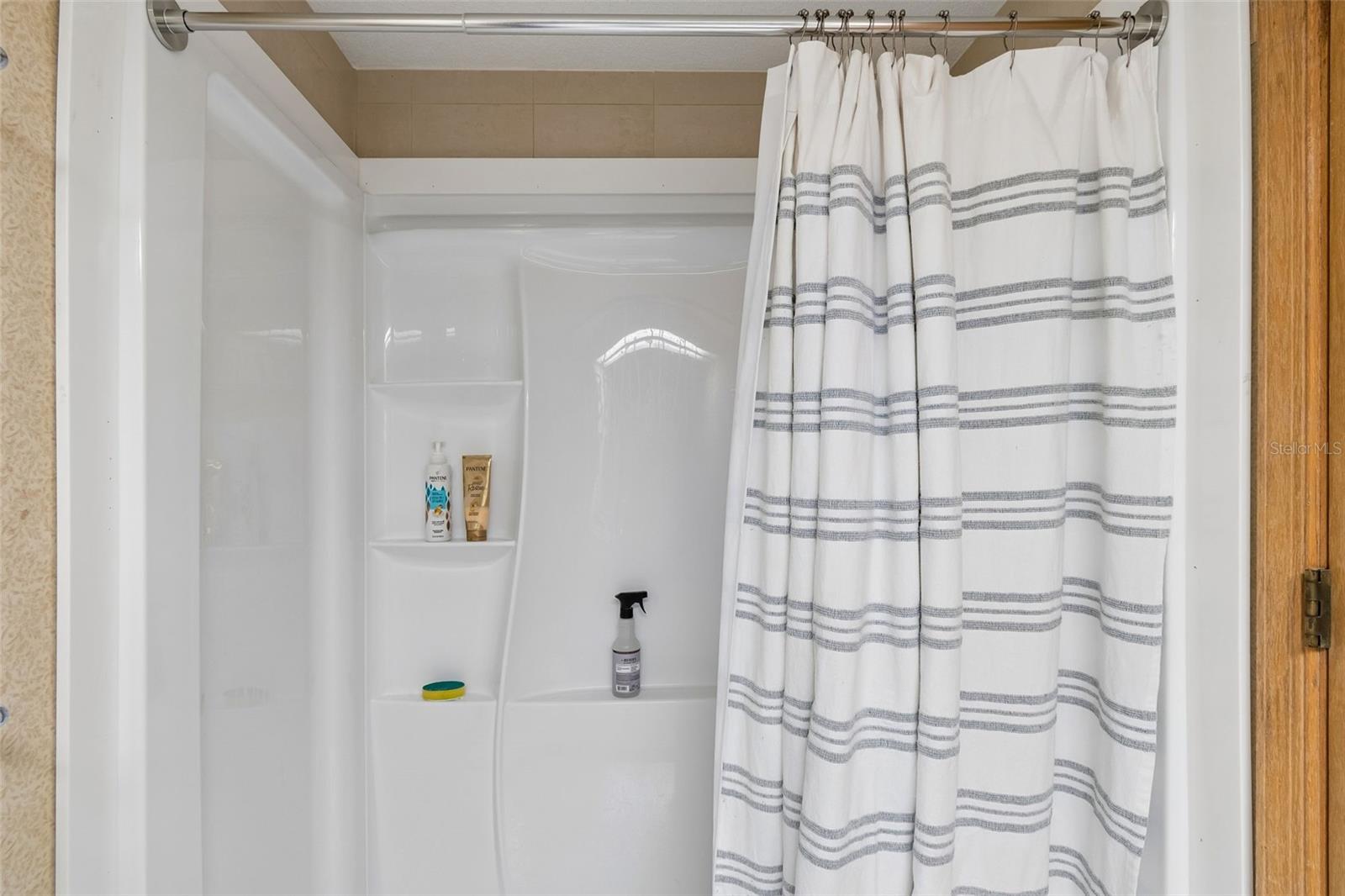 Image 21 of 53 For 36750 Us Highway 19 21214