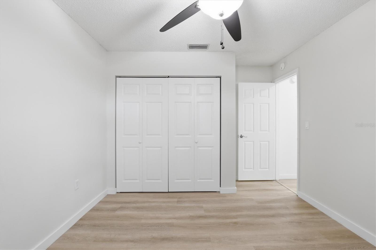 Image 26 of 36 For 506 Summerwood Court