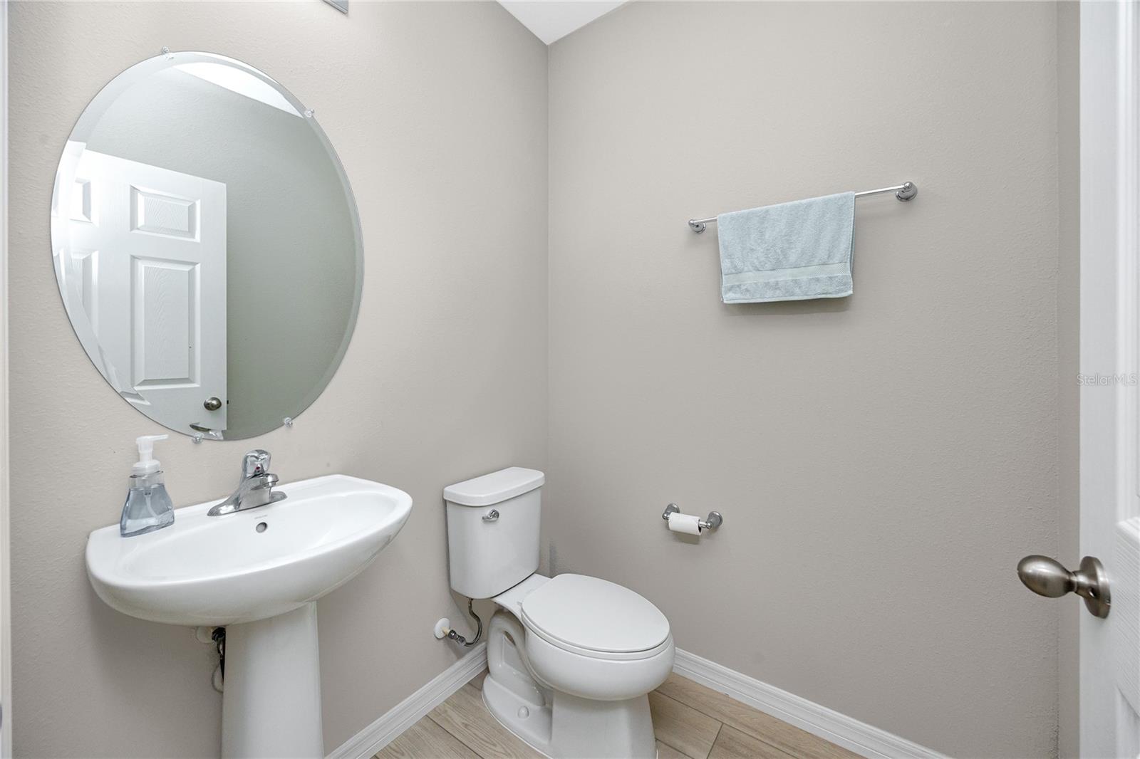 Image 11 of 54 For 5556 Summer Sunset Drive