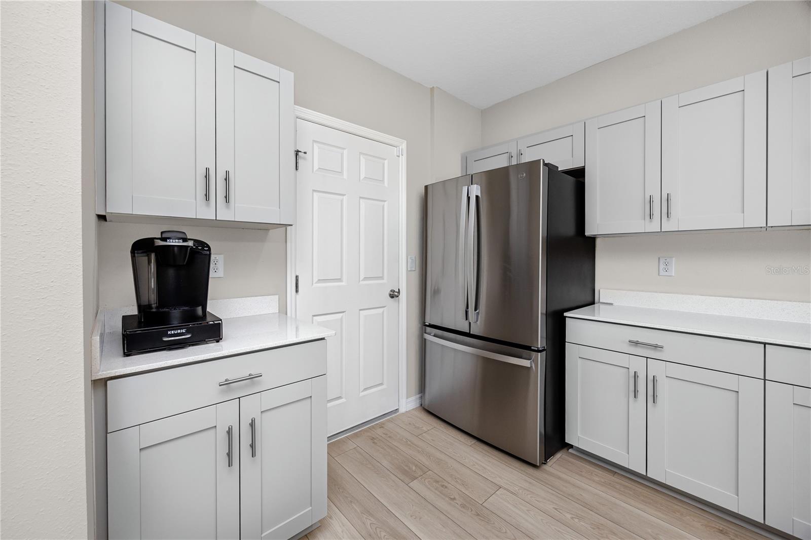 Image 21 of 54 For 5556 Summer Sunset Drive