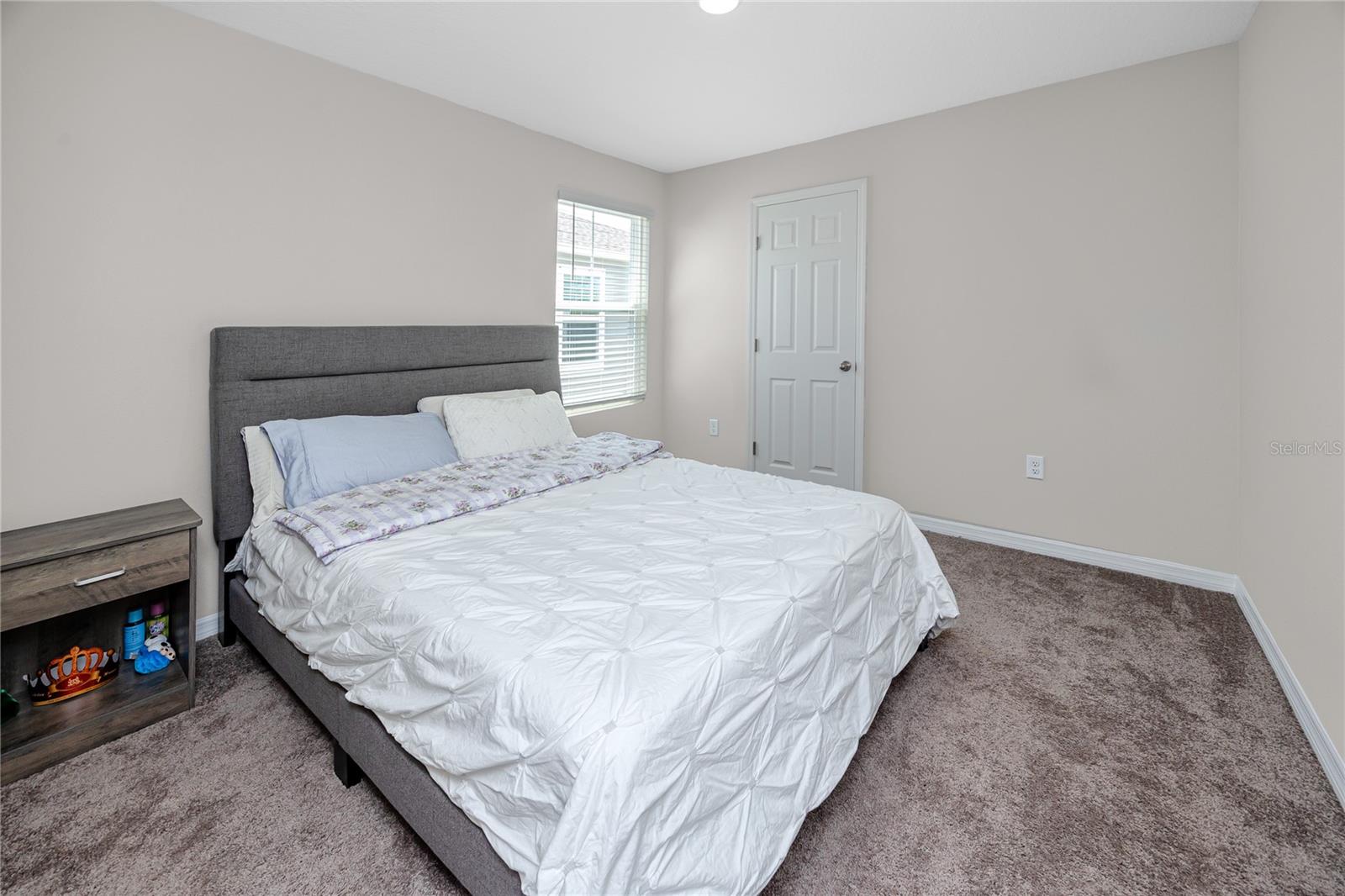 Image 32 of 54 For 5556 Summer Sunset Drive