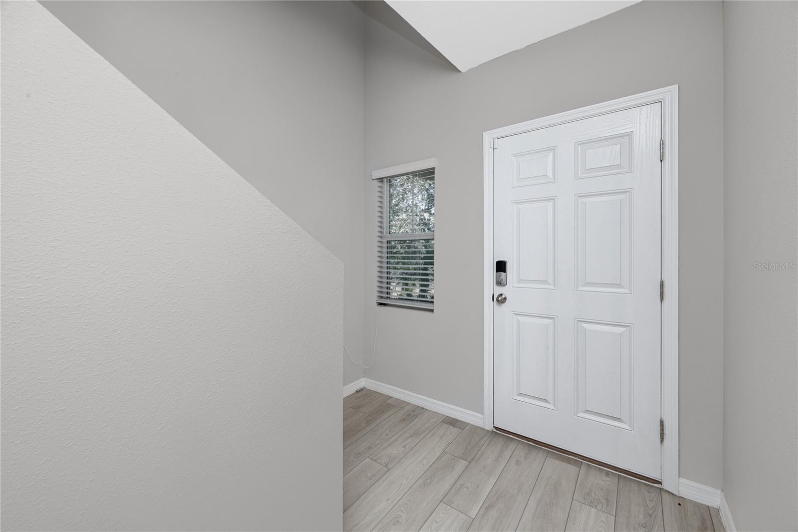 Image 9 of 54 For 5556 Summer Sunset Drive