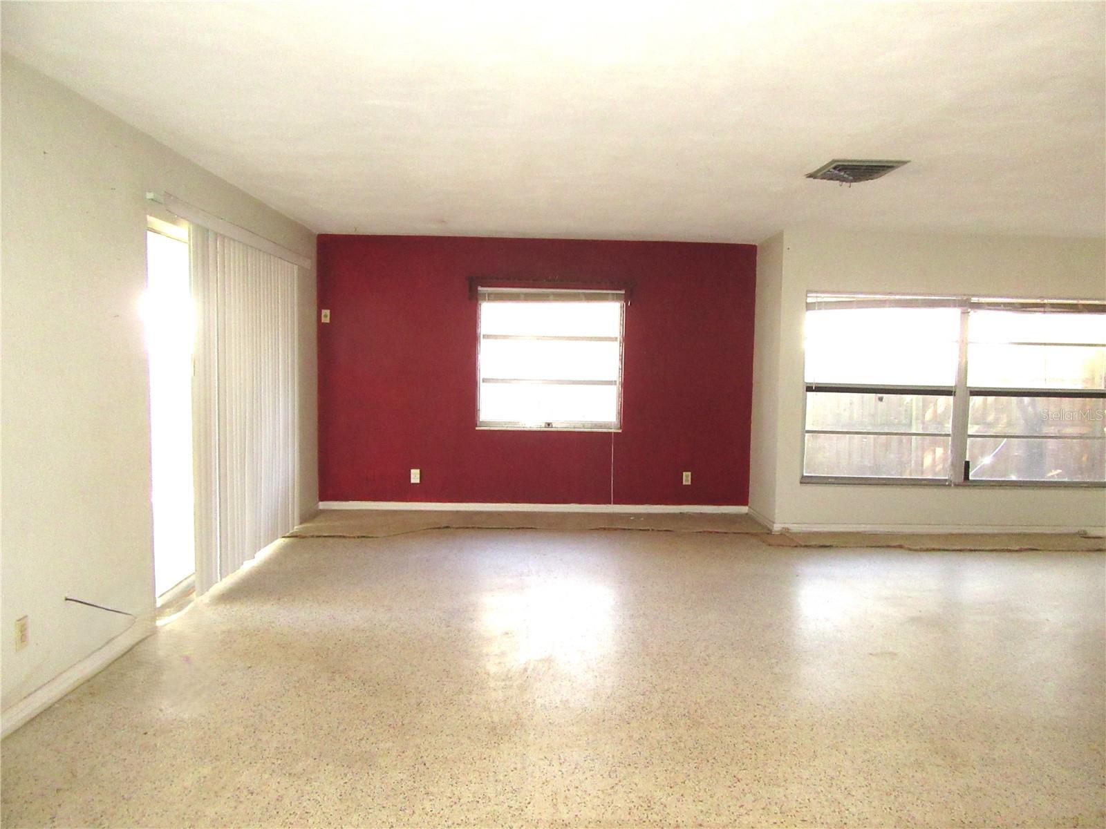 Image 14 of 33 For 1213 Cuttingin Place