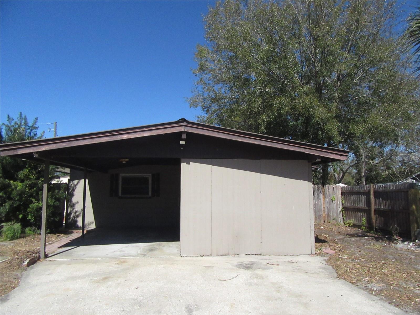 Image 2 of 33 For 1213 Cuttingin Place