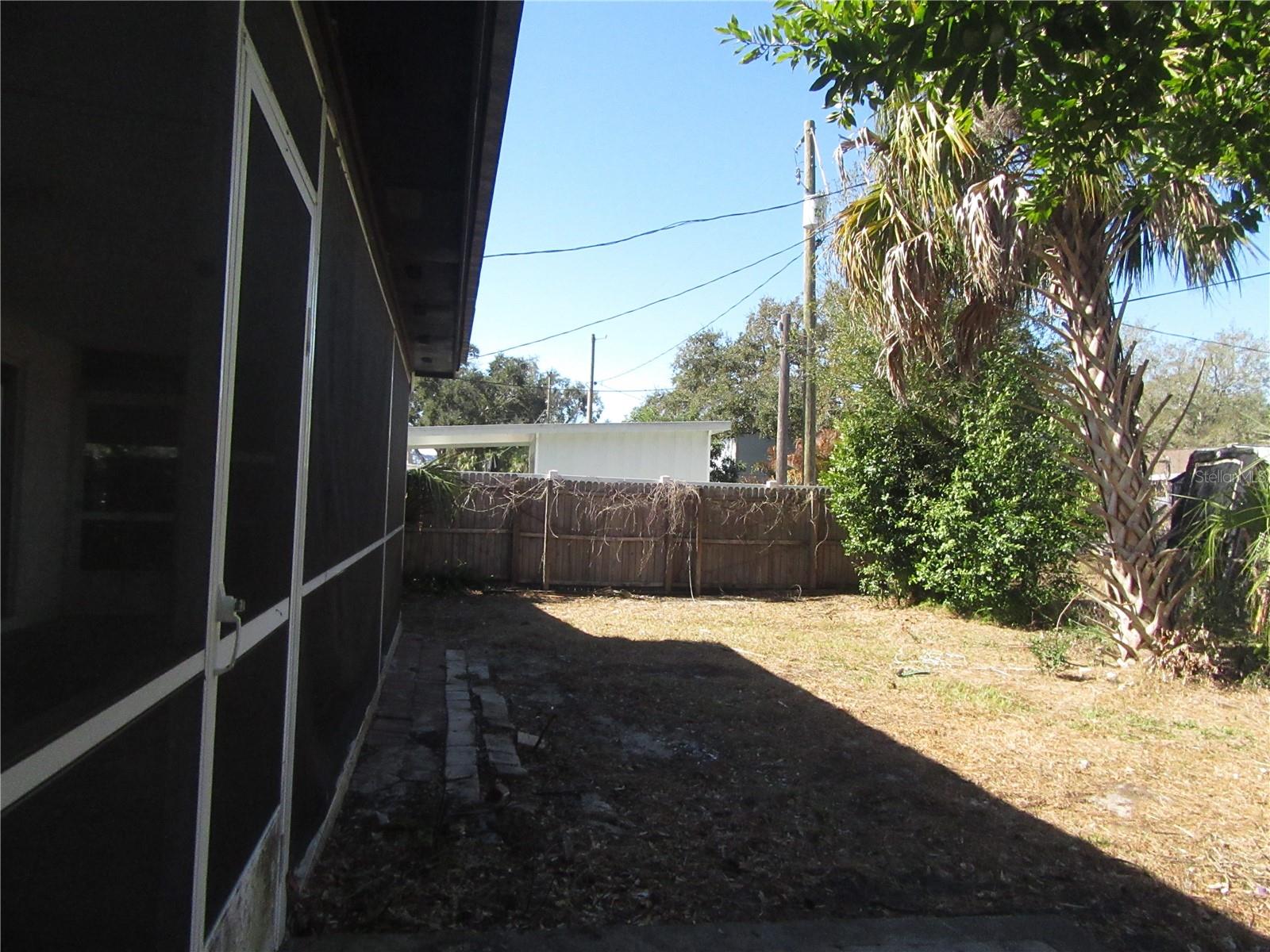 Image 6 of 33 For 1213 Cuttingin Place