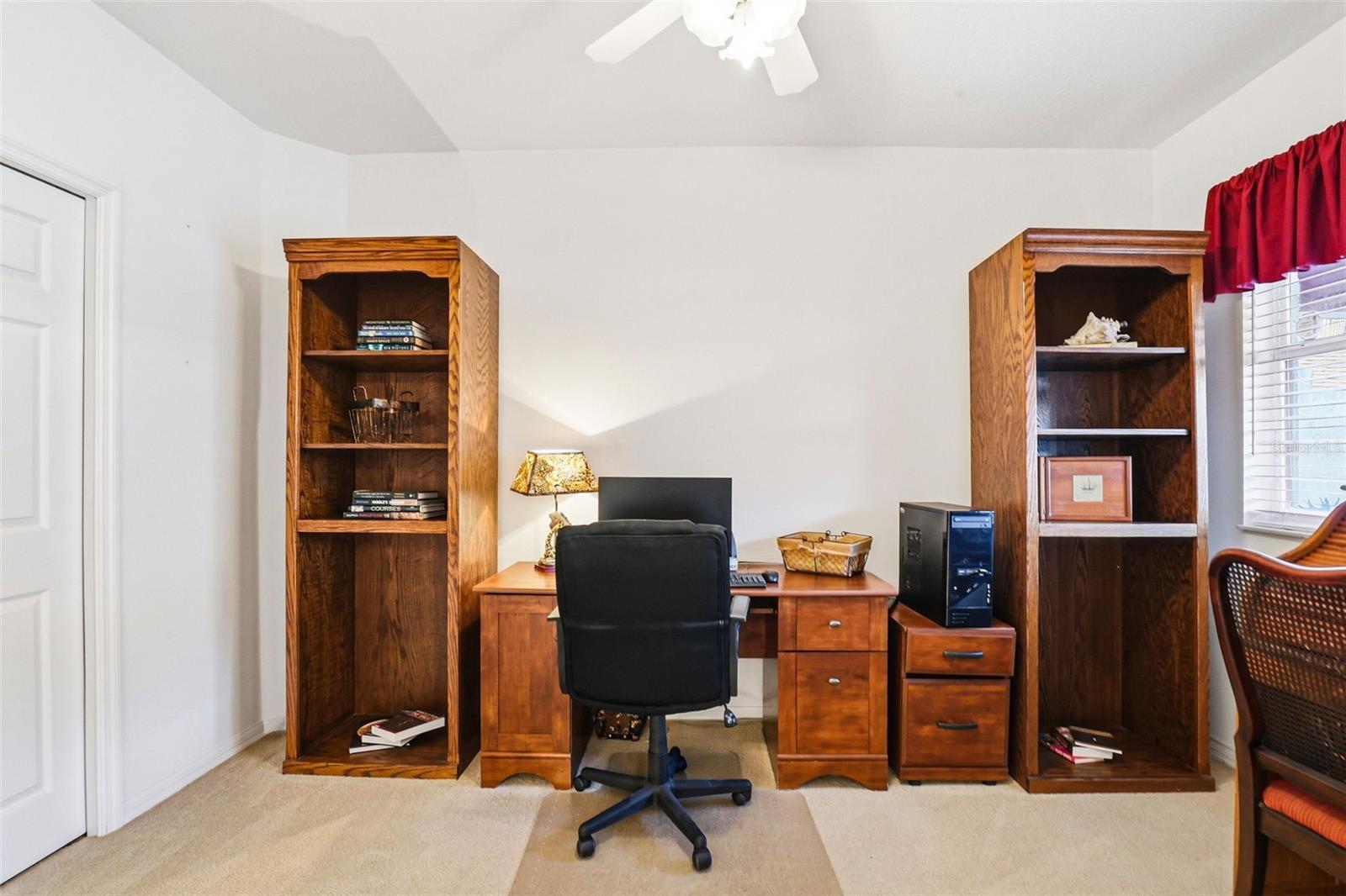 Image 25 of 85 For 1440 Water View Drive W 101