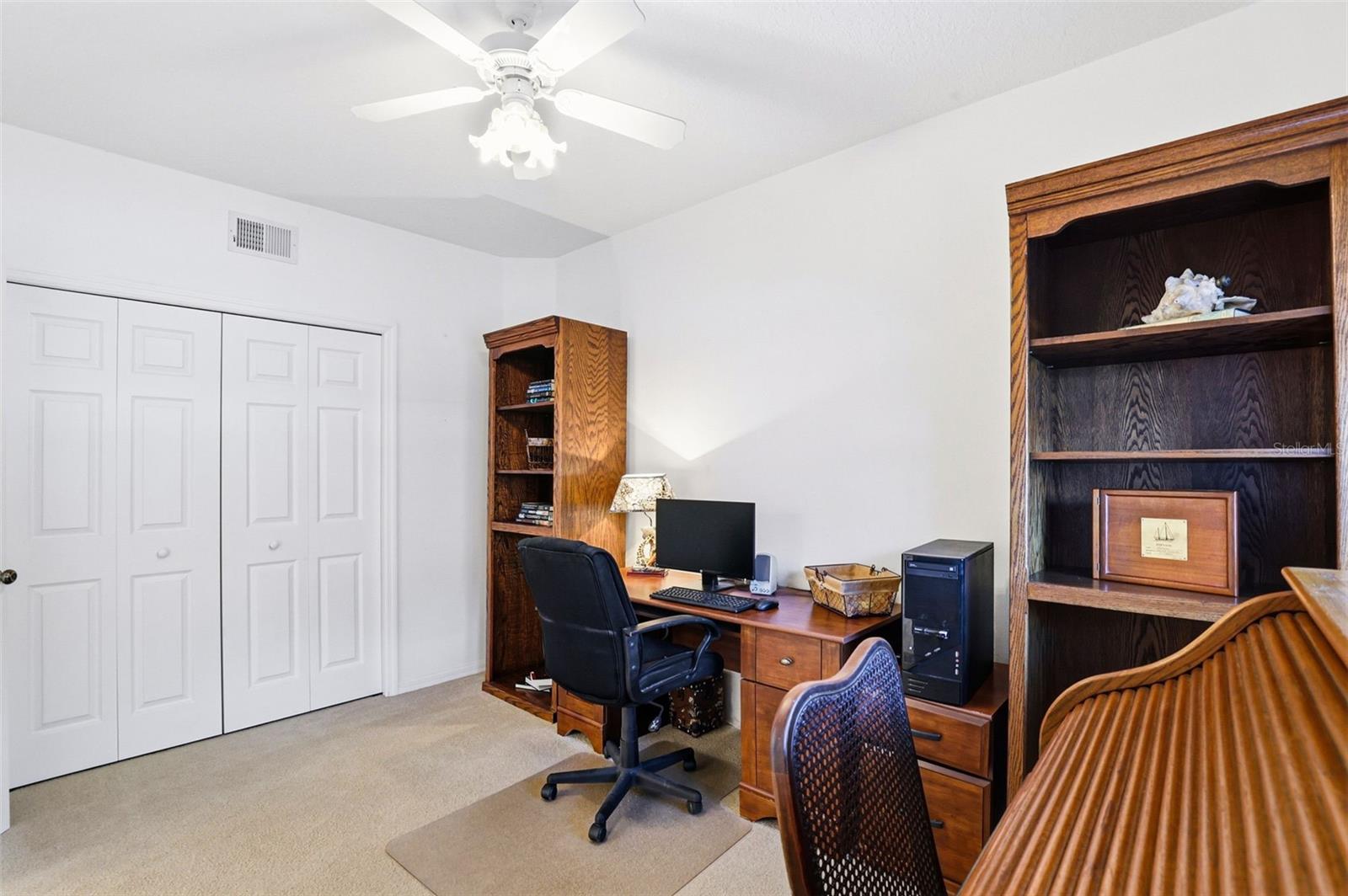 Image 26 of 85 For 1440 Water View Drive W 101