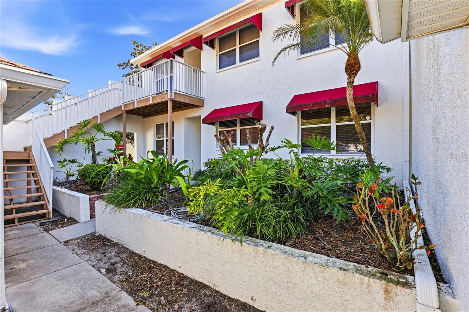 Image 3 of 85 For 1440 Water View Drive W 101