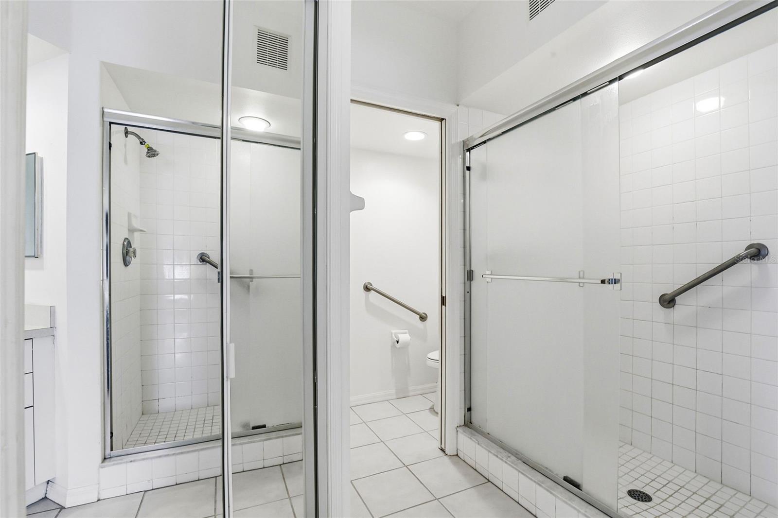 Image 33 of 85 For 1440 Water View Drive W 101