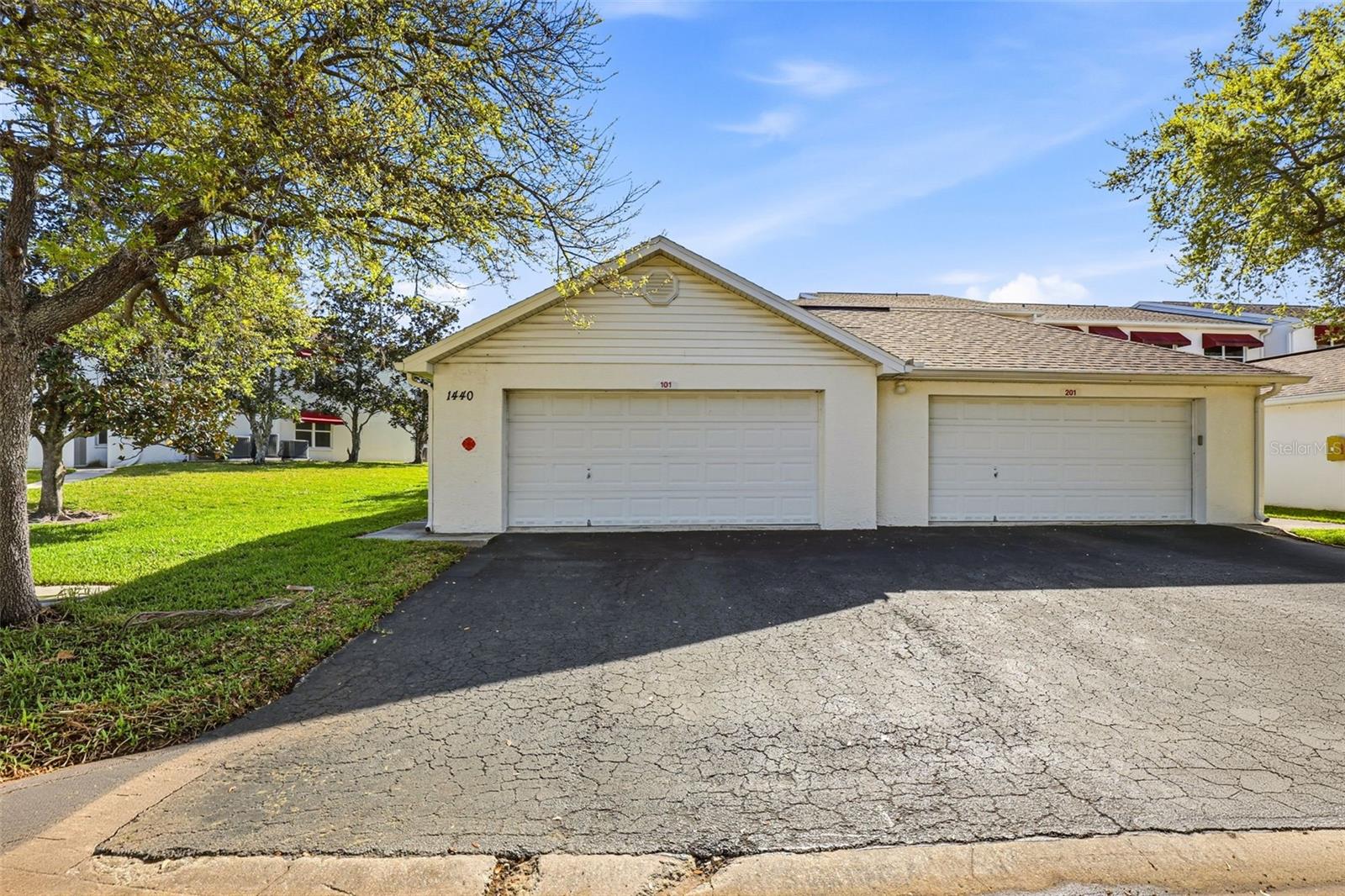 Image 52 of 85 For 1440 Water View Drive W 101