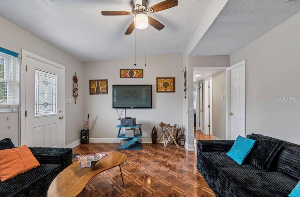 Image 11 of 50 For 4479 Porpoise Drive Se