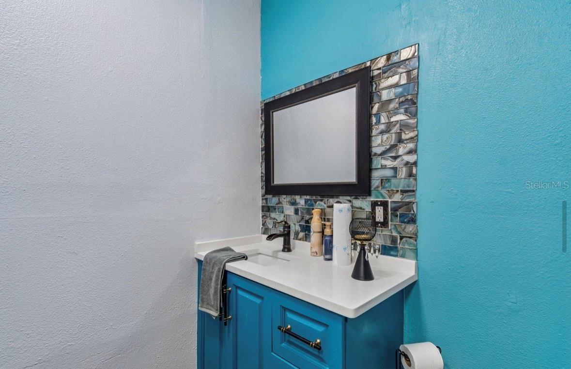 Image 16 of 50 For 4479 Porpoise Drive Se