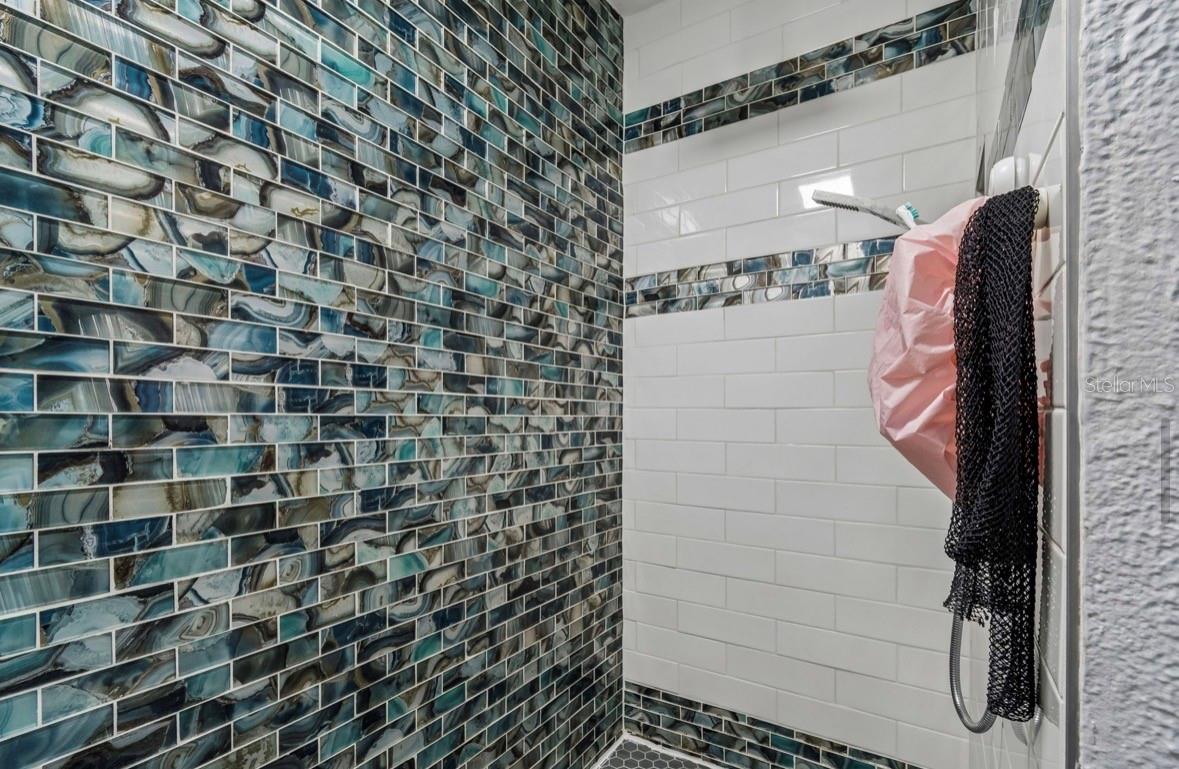 Image 18 of 50 For 4479 Porpoise Drive Se