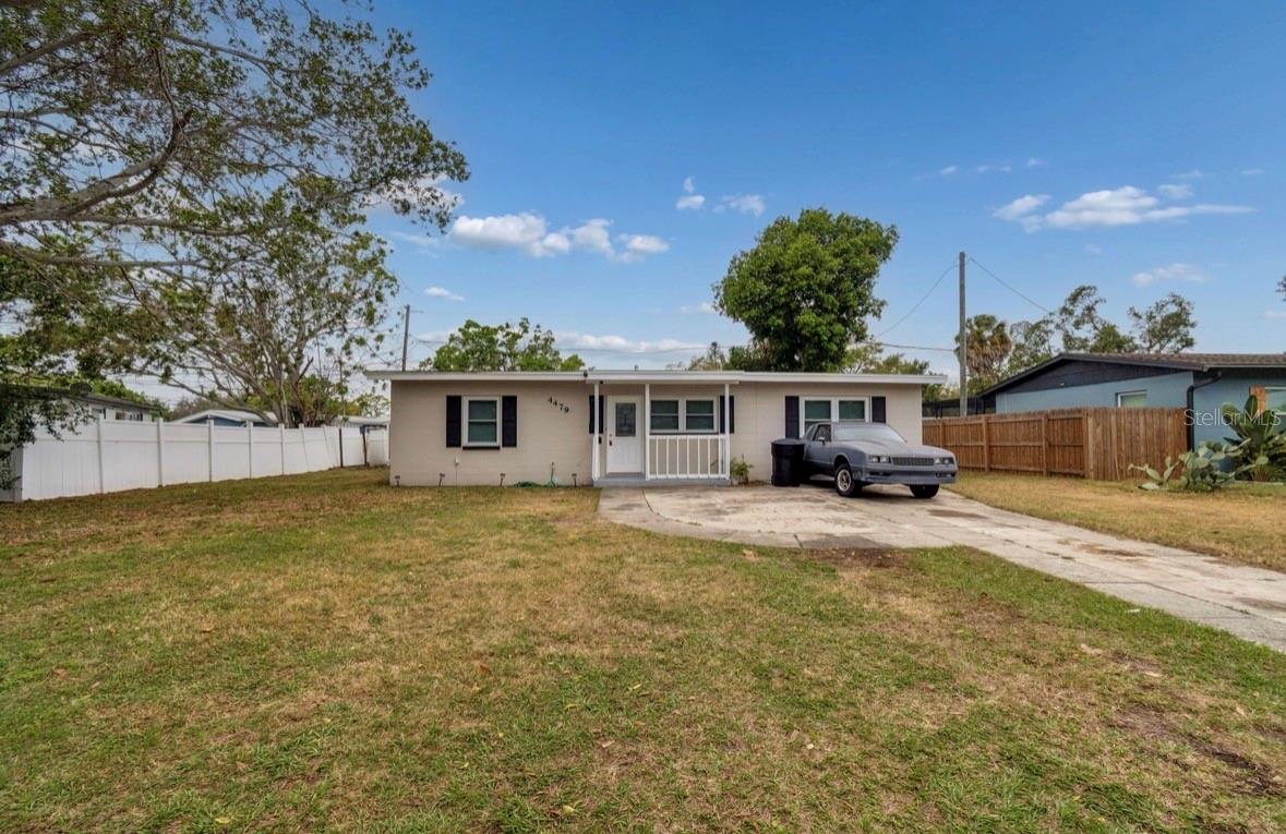 Image 37 of 50 For 4479 Porpoise Drive Se