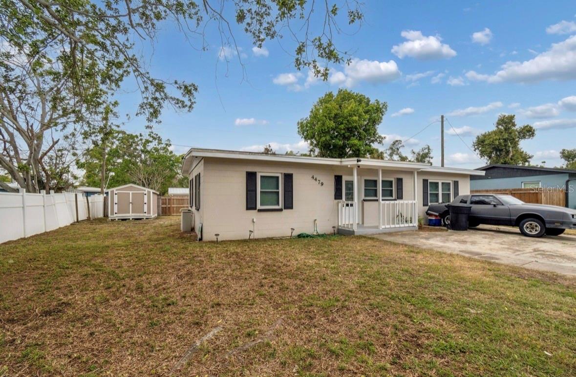 Image 39 of 50 For 4479 Porpoise Drive Se