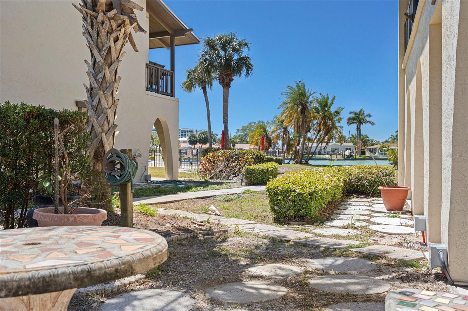 Image 19 of 30 For 505 Plaza Seville Court 11