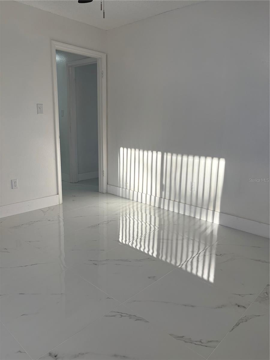 Image 19 of 46 For 1512 Sitka Street