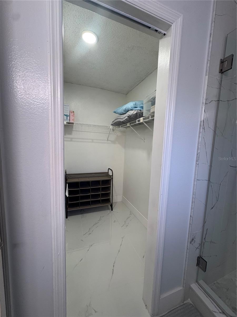 Image 21 of 46 For 1512 Sitka Street