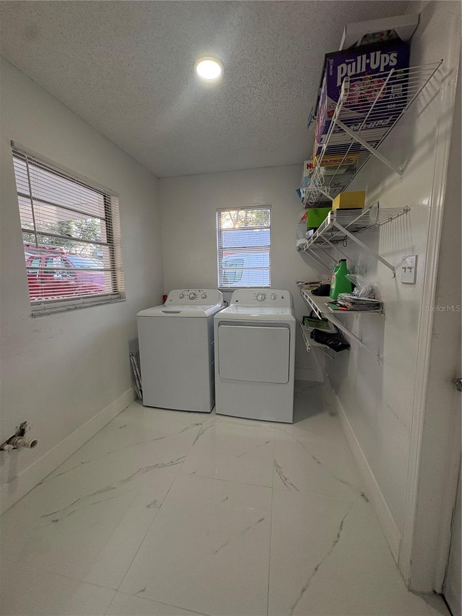 Image 25 of 46 For 1512 Sitka Street